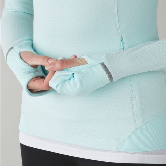 Lululemon Runderful Jacket - Picture 6 of 15